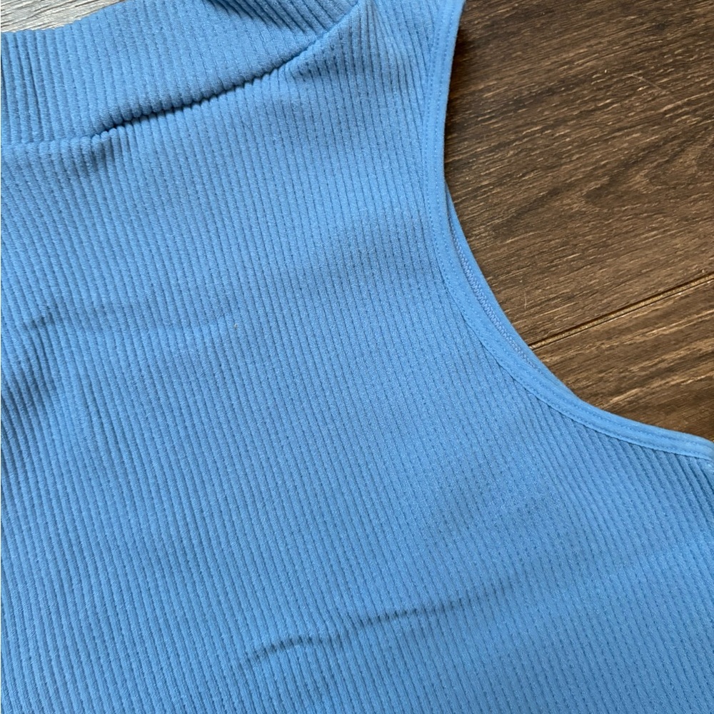 Blue Ribbed Tank Top - Picture 2 of 3